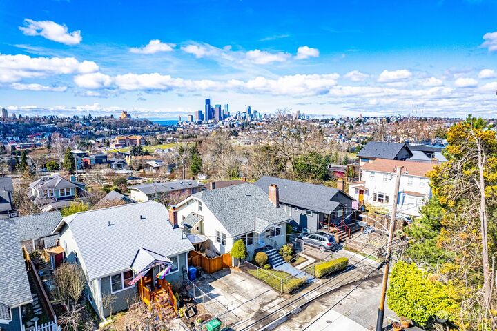 Property Photo: 1727 30th Avenue S WA 98144