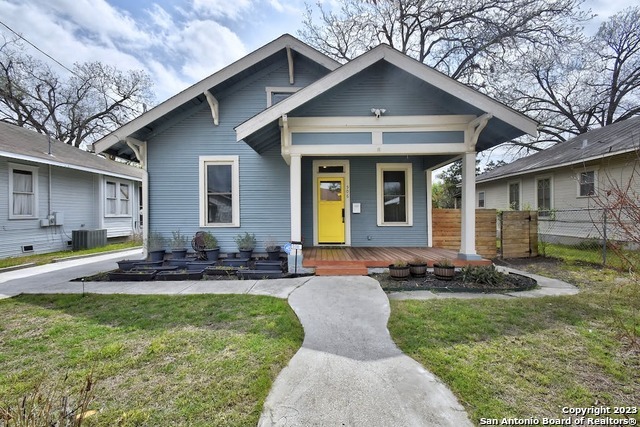 506 Devine St  San Antonio TX 78210 photo
