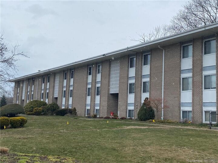 281 Gardner Avenue J3  New London CT 06320 photo