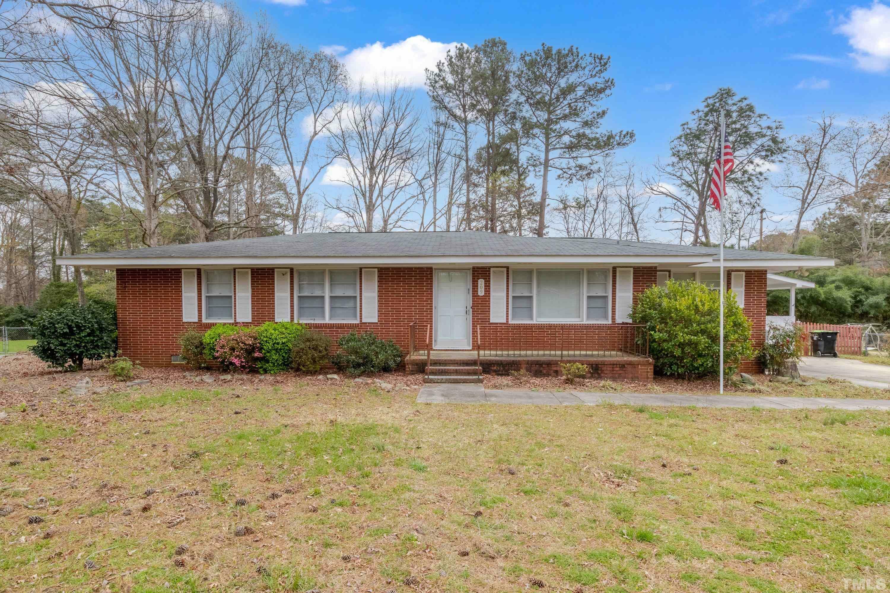 209 Daniel Circle  Knightdale NC 27545 photo