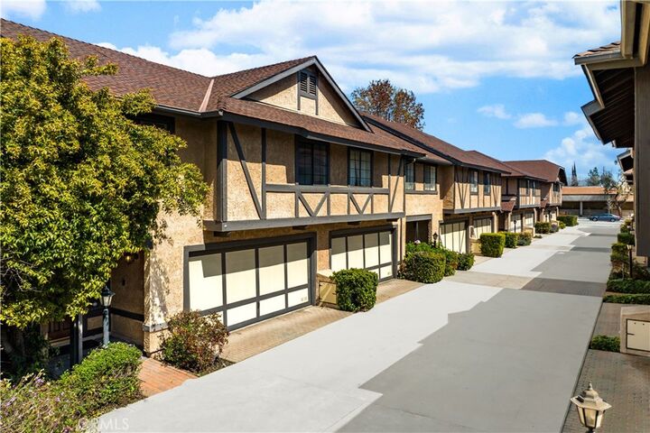 Property Photo:  433 N 1st Avenue H  CA 91006 