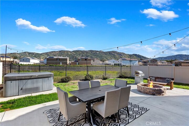 Property Photo: 23114 Poppy Way CA 92557