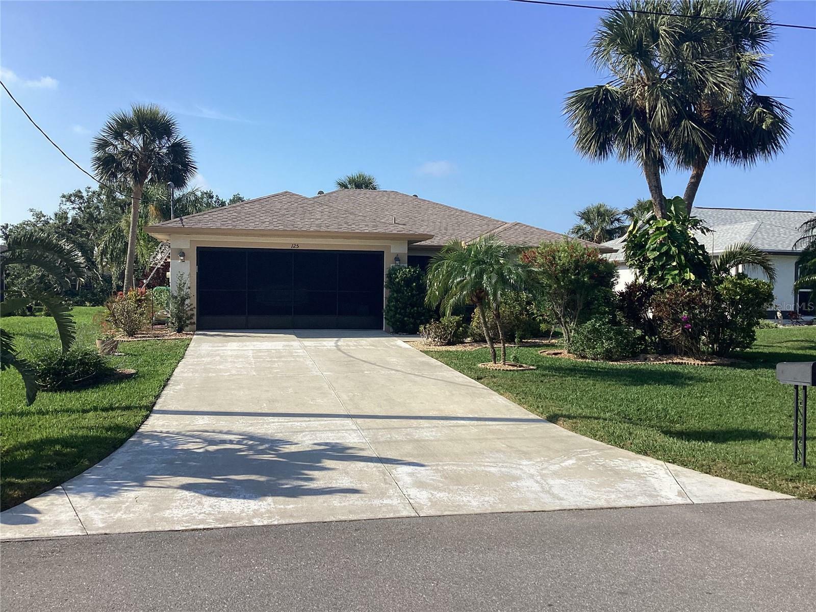 Property Photo:  125 Kings Drive  FL 33947 