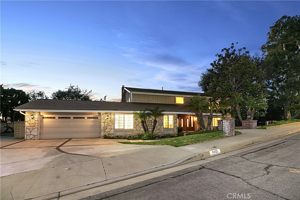 Property Photo:  8423 Portafino Place  CA 90603 