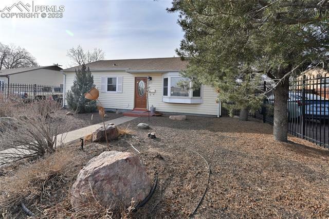 Property Photo:  411 E Cheyenne Road  CO 80905 