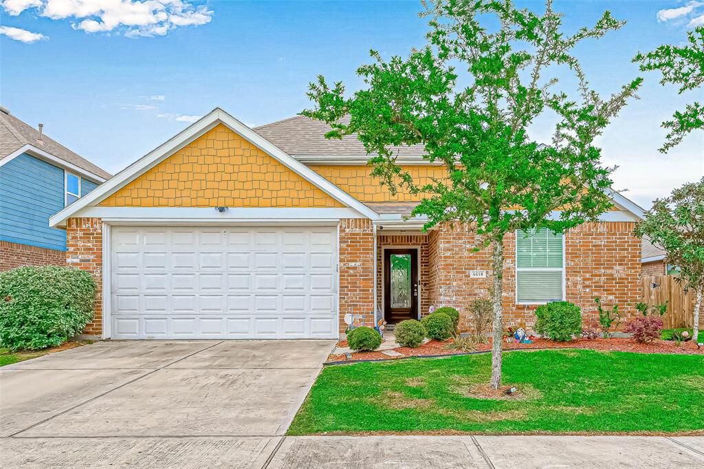 Property Photo:  6610 Hunters Way Lane  TX 77521 