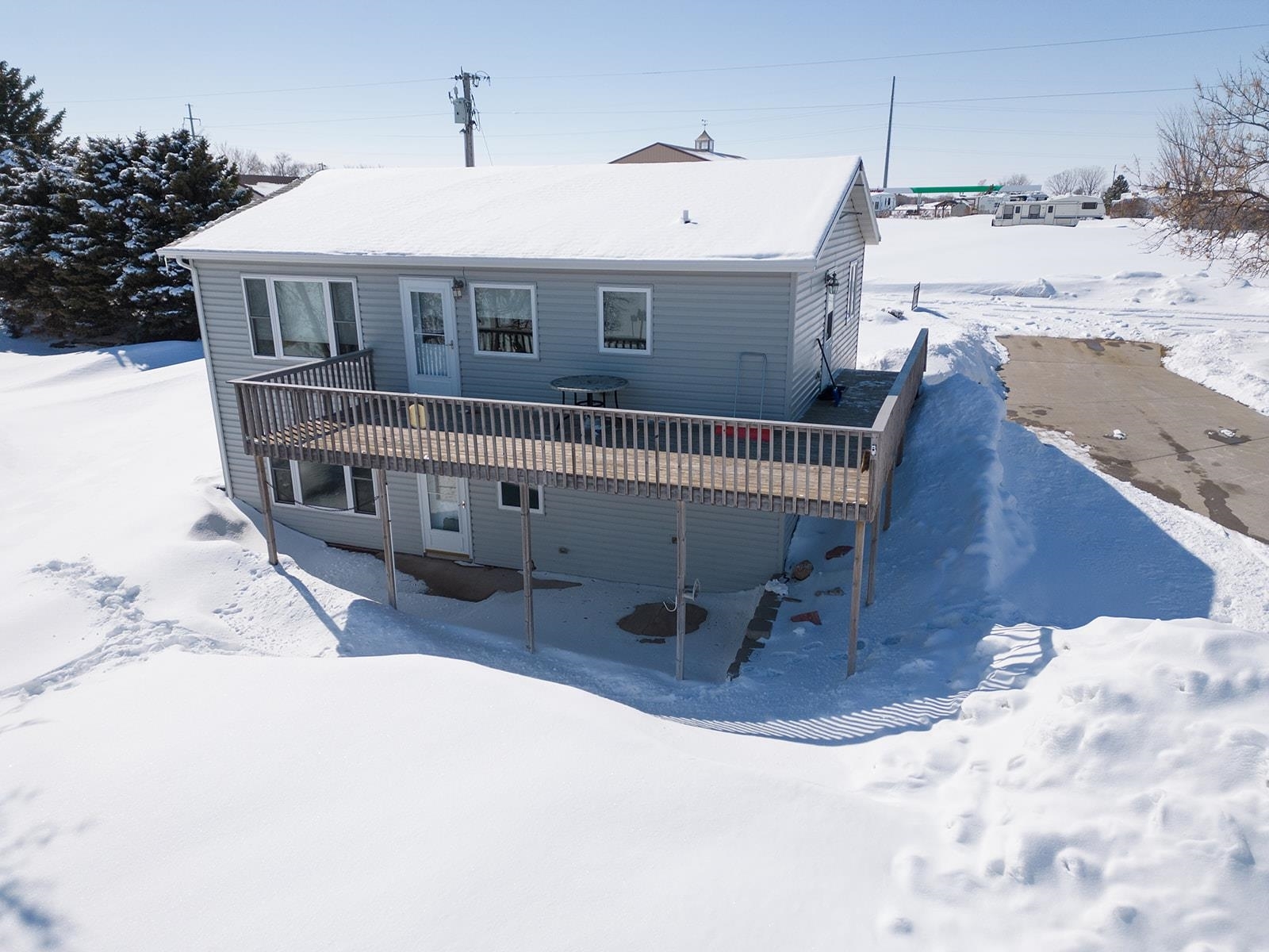 Property Photo:  1404 33S Ave NW  ND 58531 