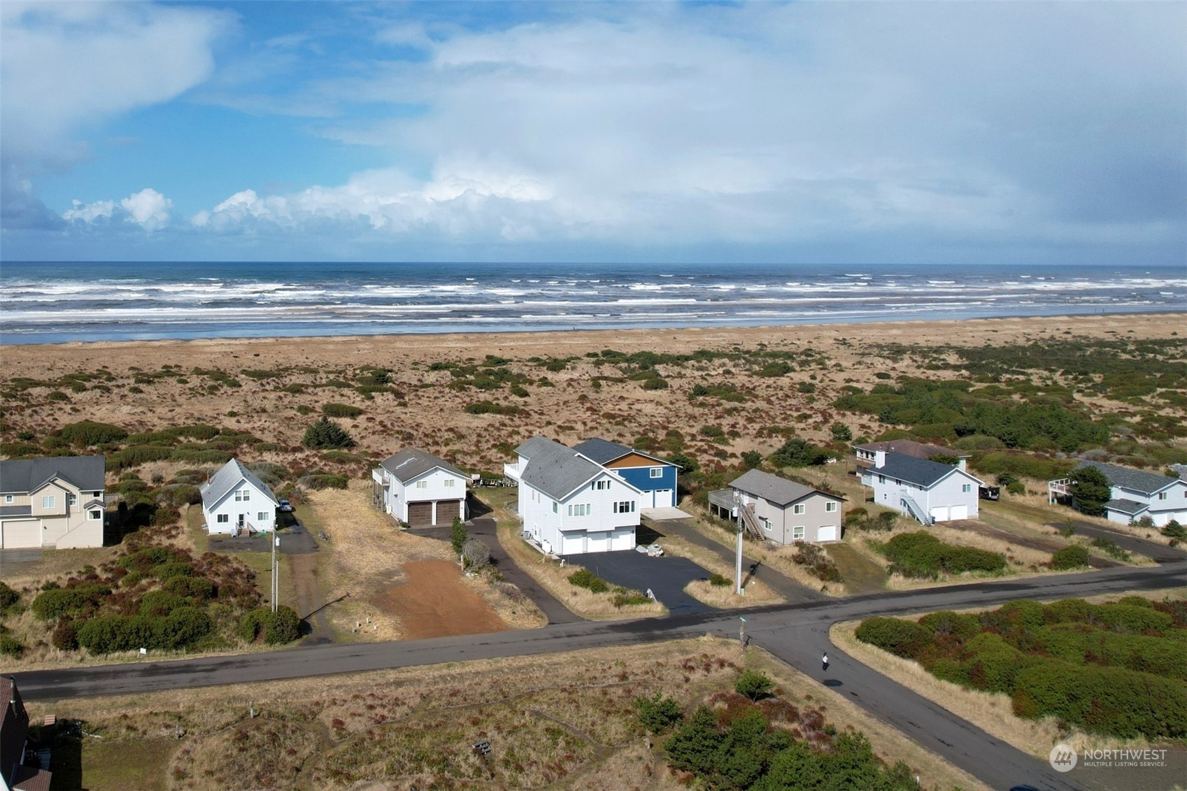 Property Photo:  979 S Sand Dune Avenue SW  WA 98569 