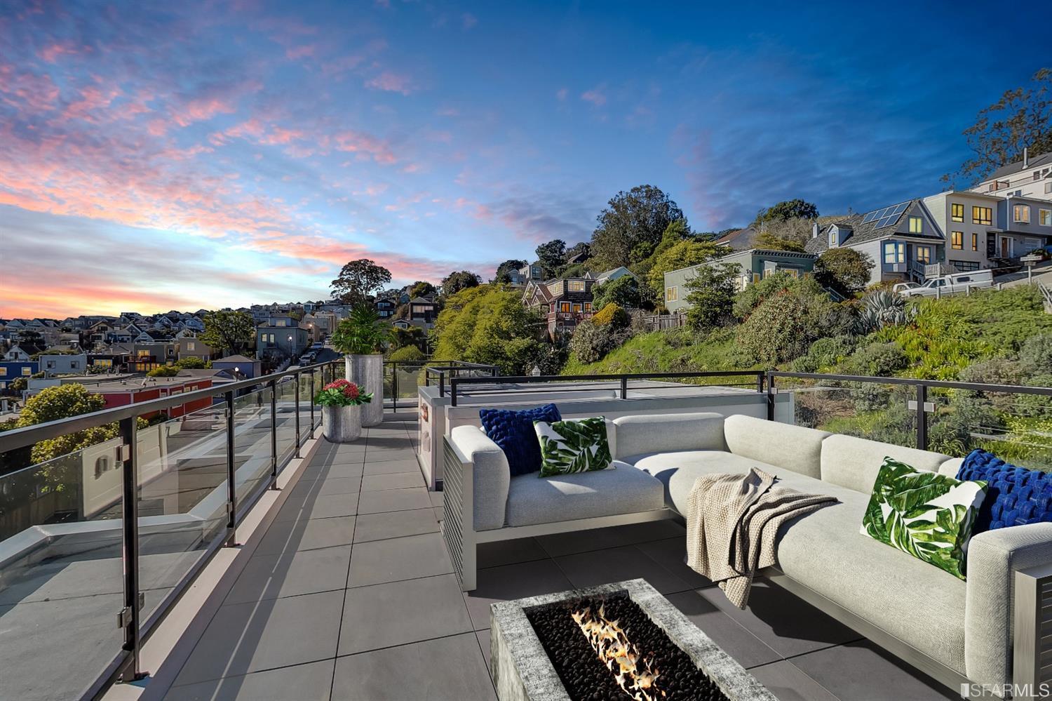 Property Photo:  965 Powhattan Avenue  CA 94110 