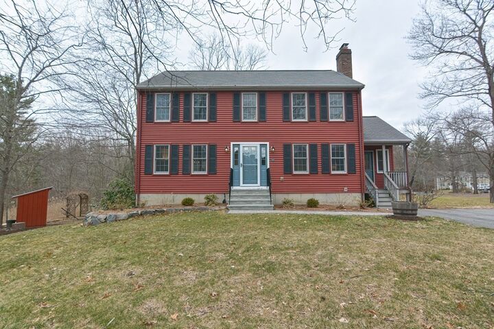 20 Crestwood Dr  Norton MA 02766 photo