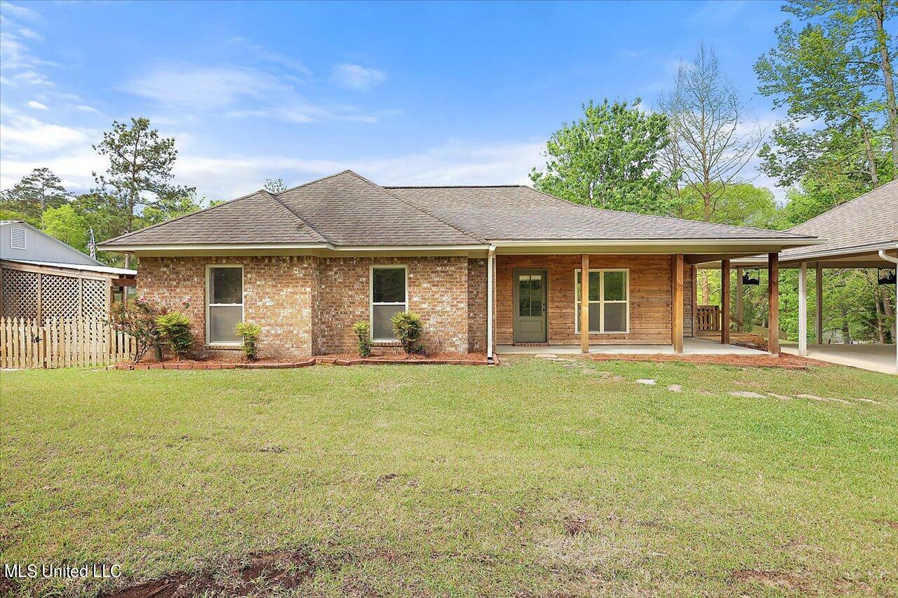 Property Photo:  120 Sweetgum Lane  MS 39073 