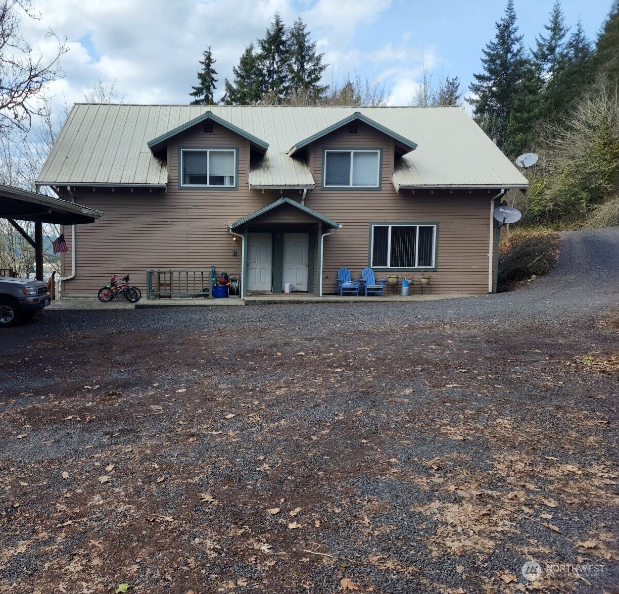 Property Photo: 497 NE Jefferson Avenue WA 98532