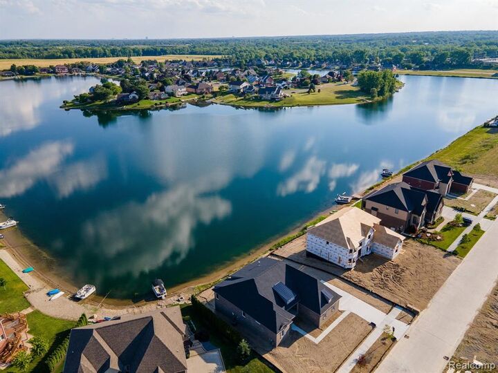 Property Photo: 3252 Forster Lane MI 48316