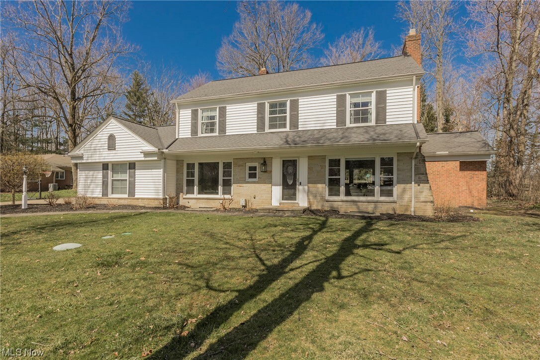 Property Photo: 6425 Gates Mills Boulevard OH 44124