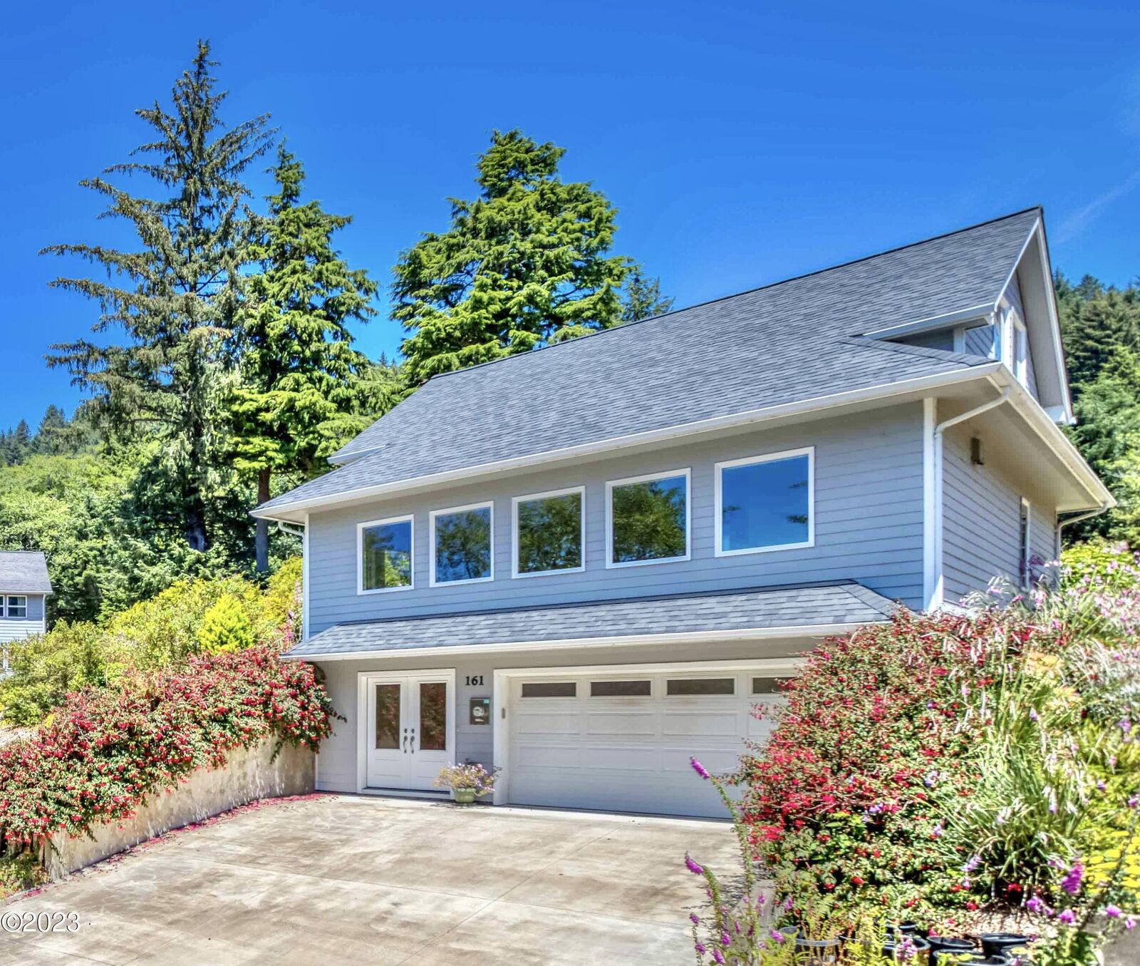 Property Photo:  161 Combs Circle  OR 97498 