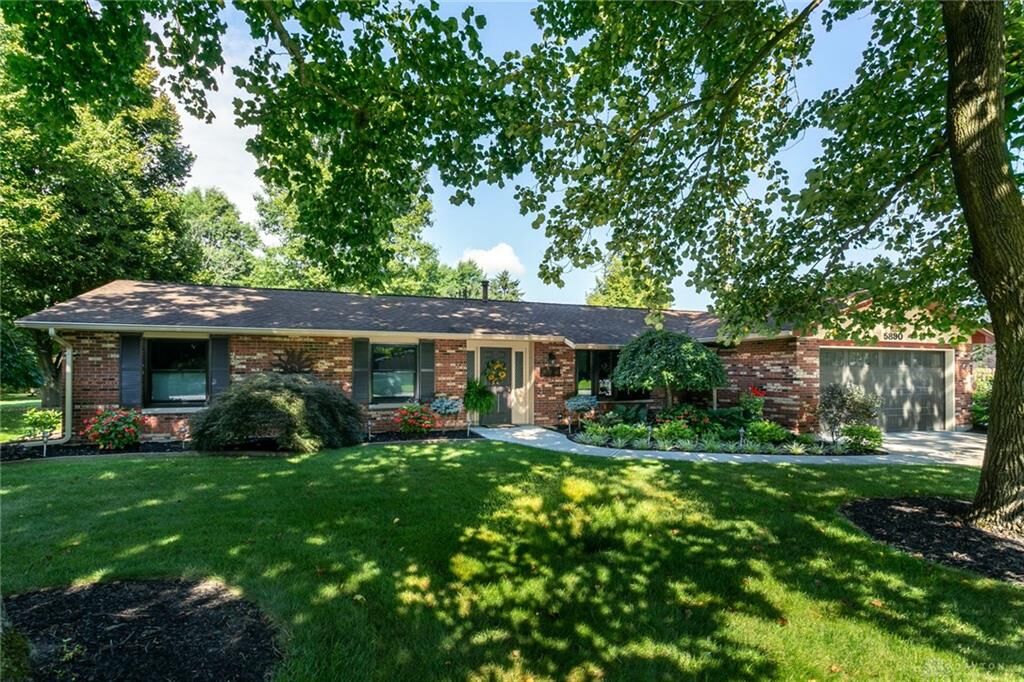 Property Photo: 5890 Bradley Drive OH 45371