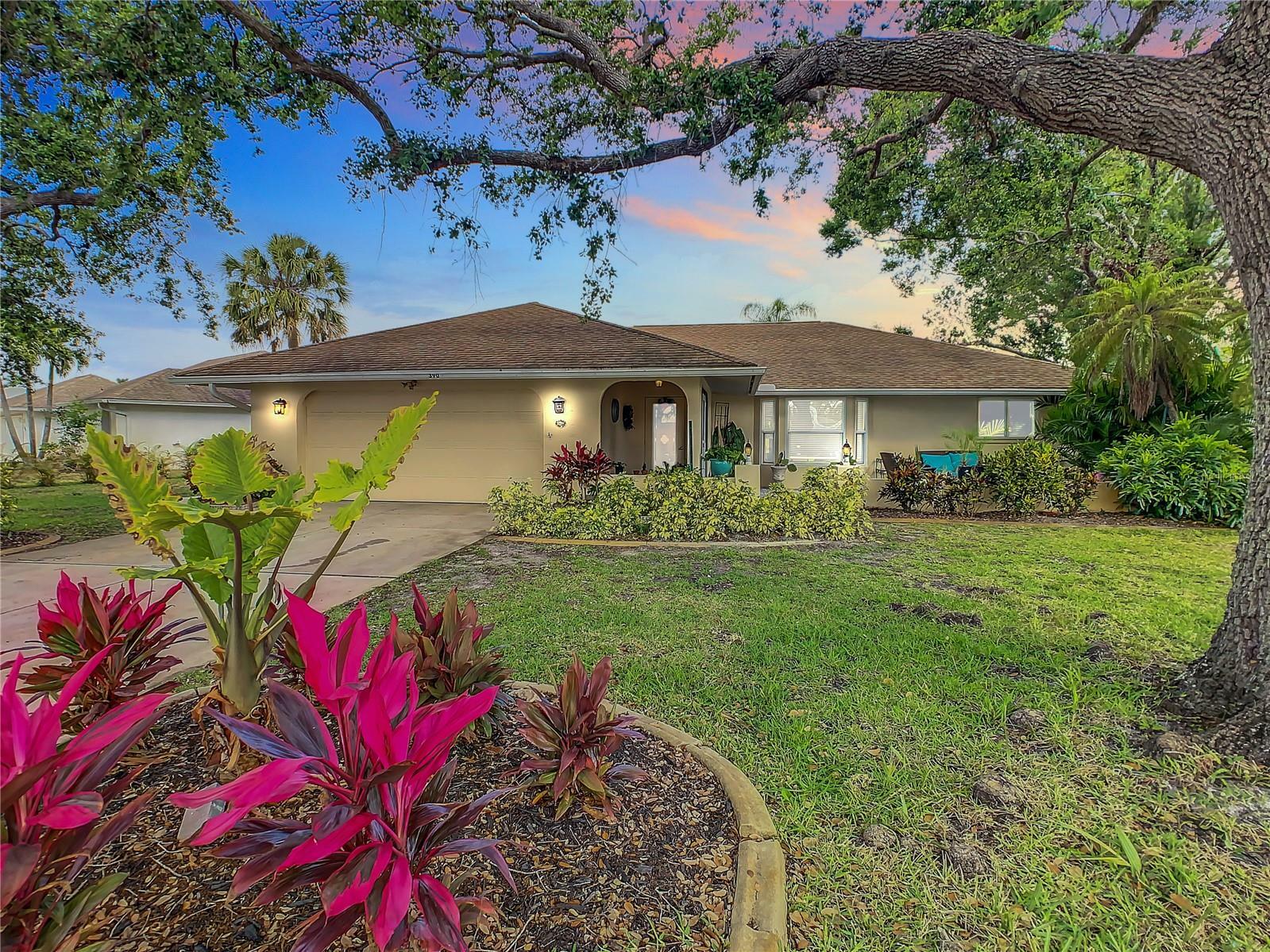 Property Photo:  390 Vista Wood Drive  FL 34293 