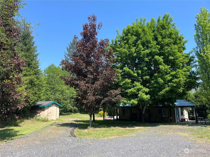 Property Photo: 254 Tangen Road WA 98674