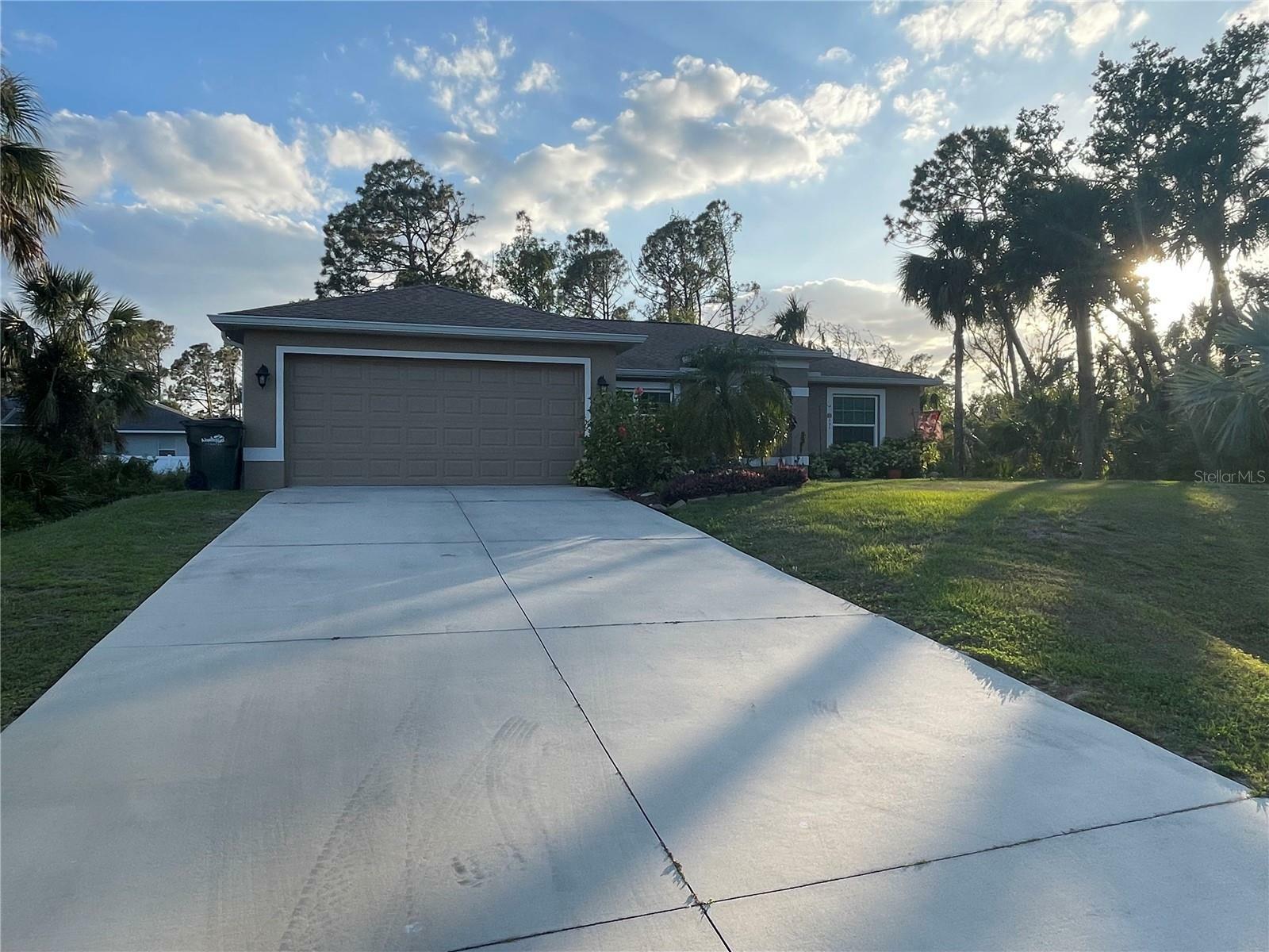 Property Photo: 2677 Coldwater Lane FL 34286