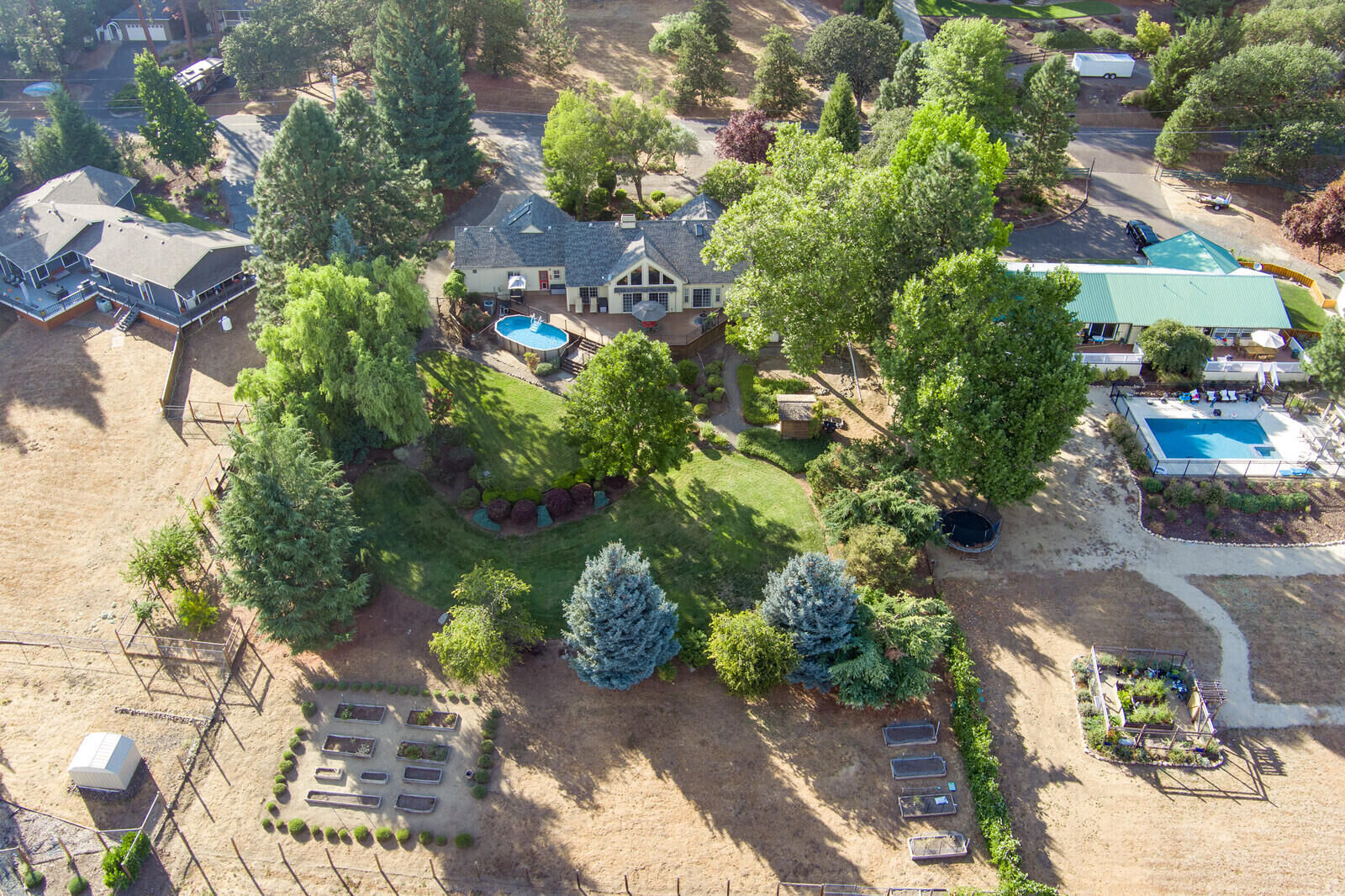 Property Photo:  470 Mary Ann Drive  OR 97530 