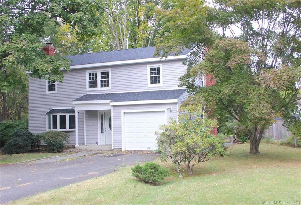 Property Photo:  5 Griffith Road  CT 06878 