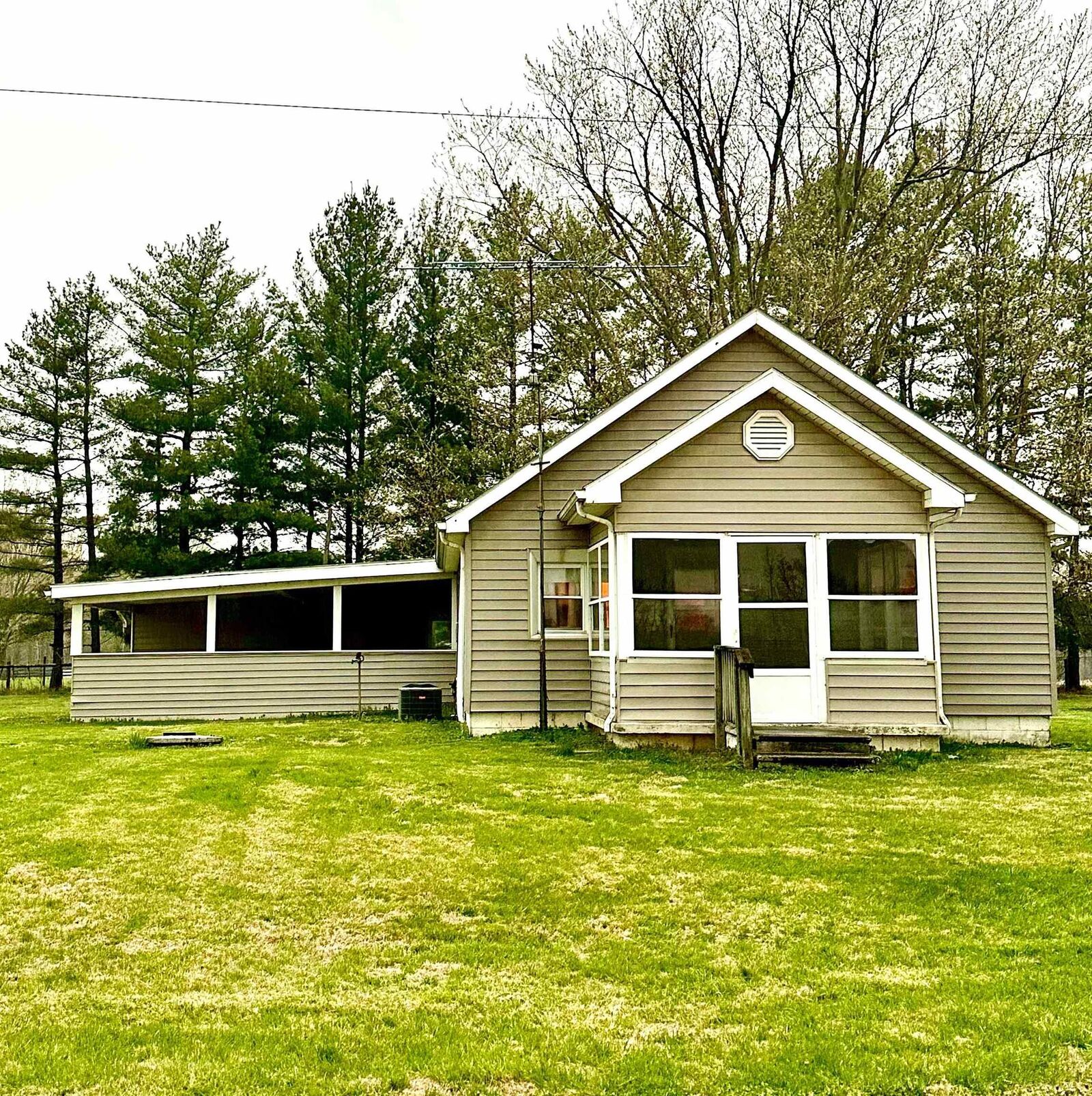 Property Photo: 6245 S 150 E IN 47501