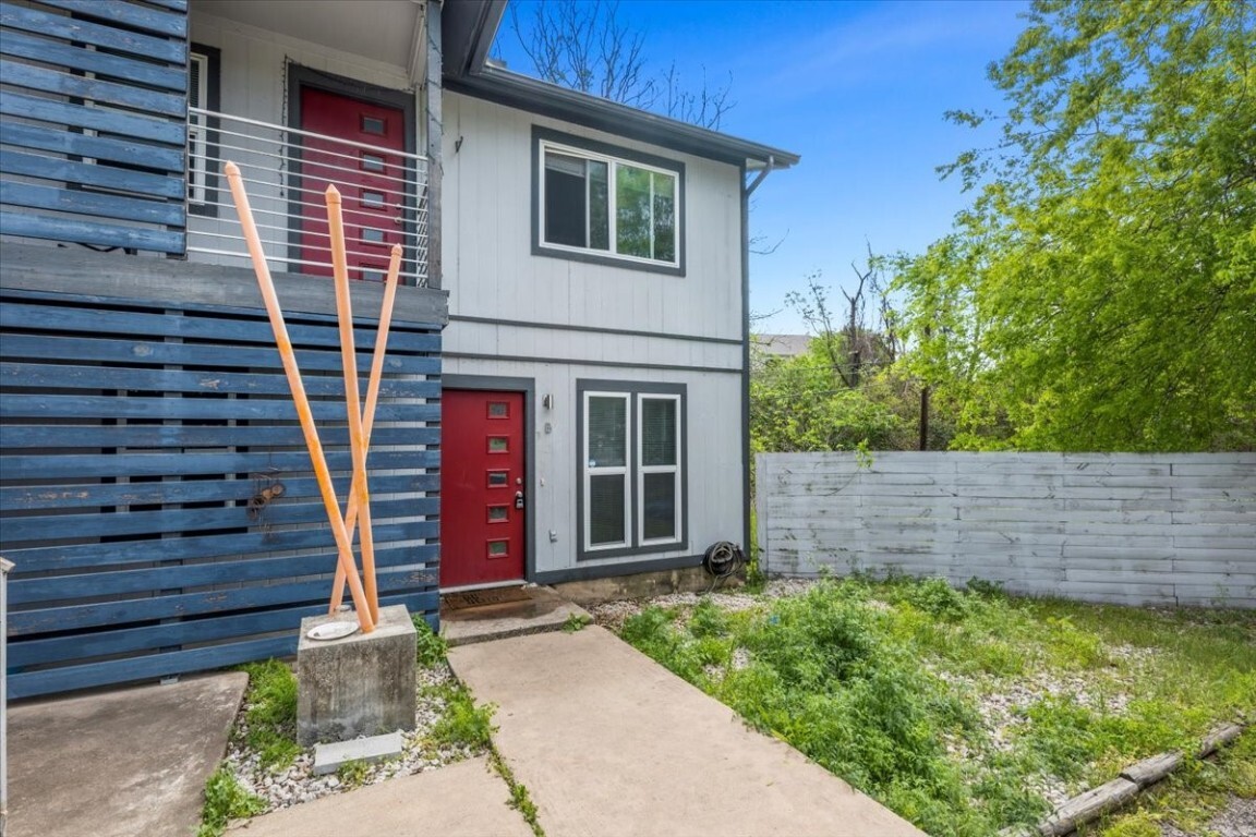 Property Photo:  3464 Willowrun Drive D  TX 78704 