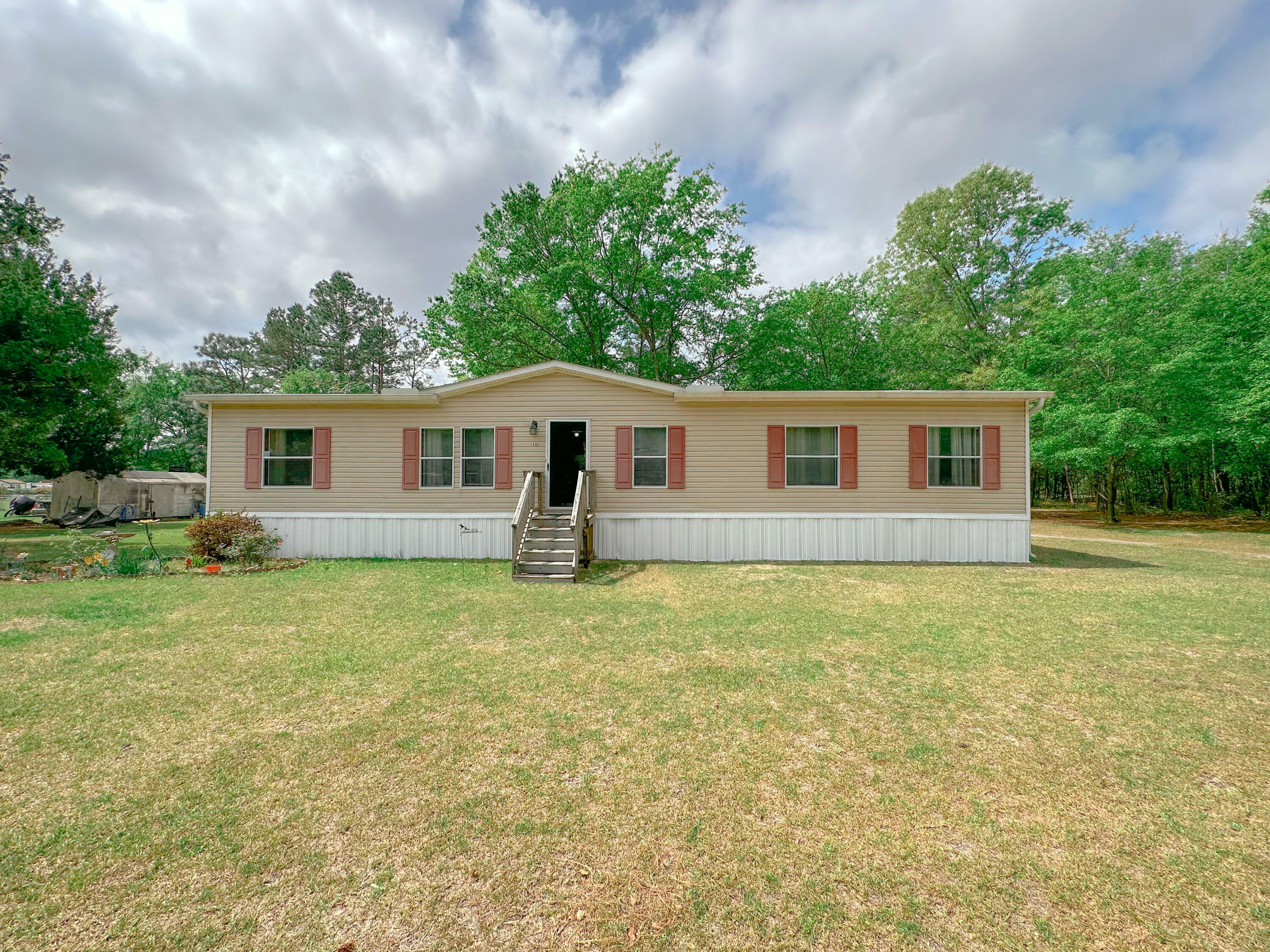 Property Photo:  537 Helmet Avenue  SC 29436 