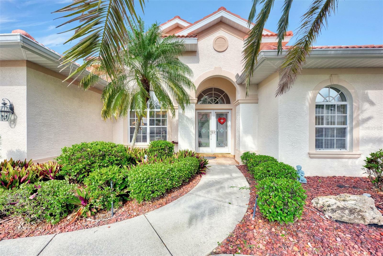 Property Photo: 680 Sawgrass Bridge Road FL 34292