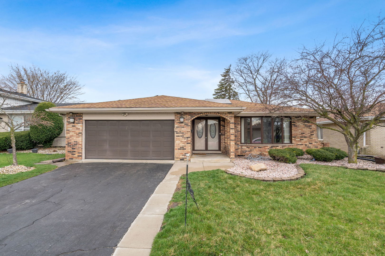 Property Photo: 16522 Kenwood Avenue IL 60473