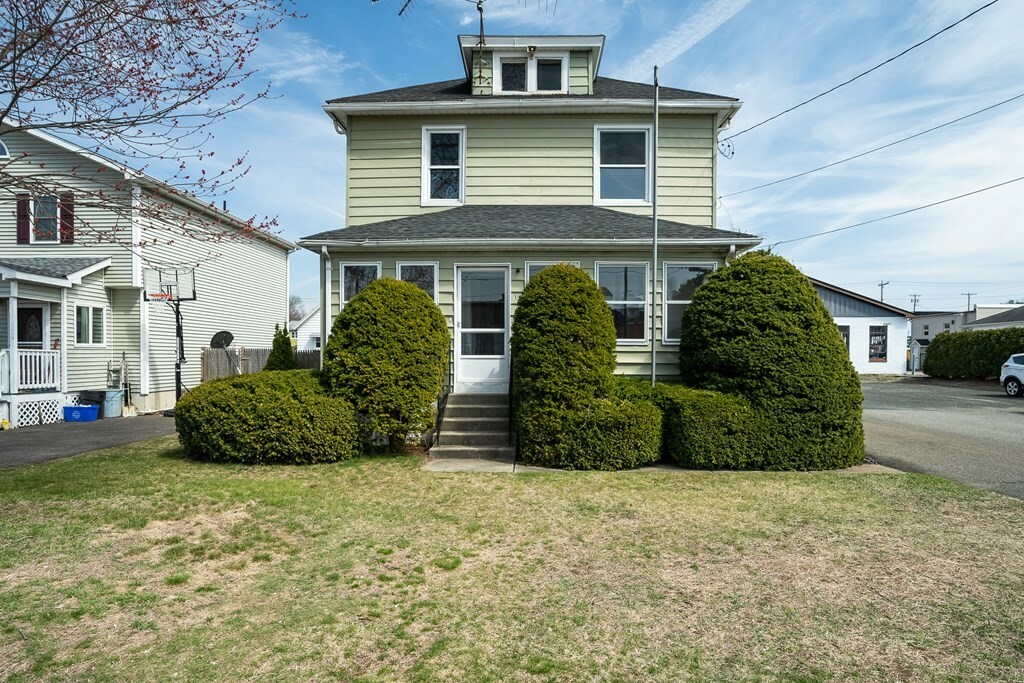 Property Photo: 15 Barnum St MA 01028
