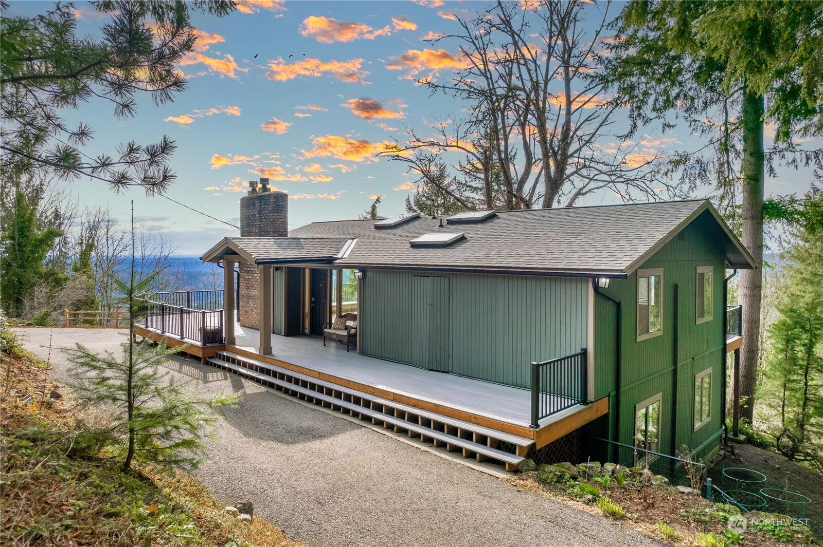 Property Photo:  27230 SE 154th Place  WA 98027 