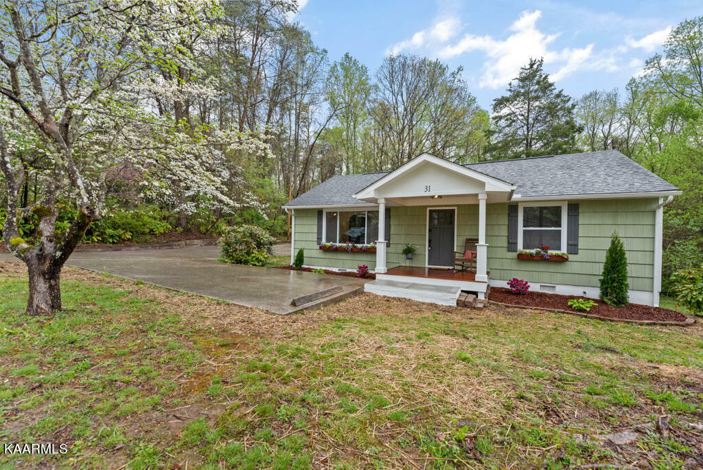 Property Photo:  31 E Norris Rd  TN 37828 