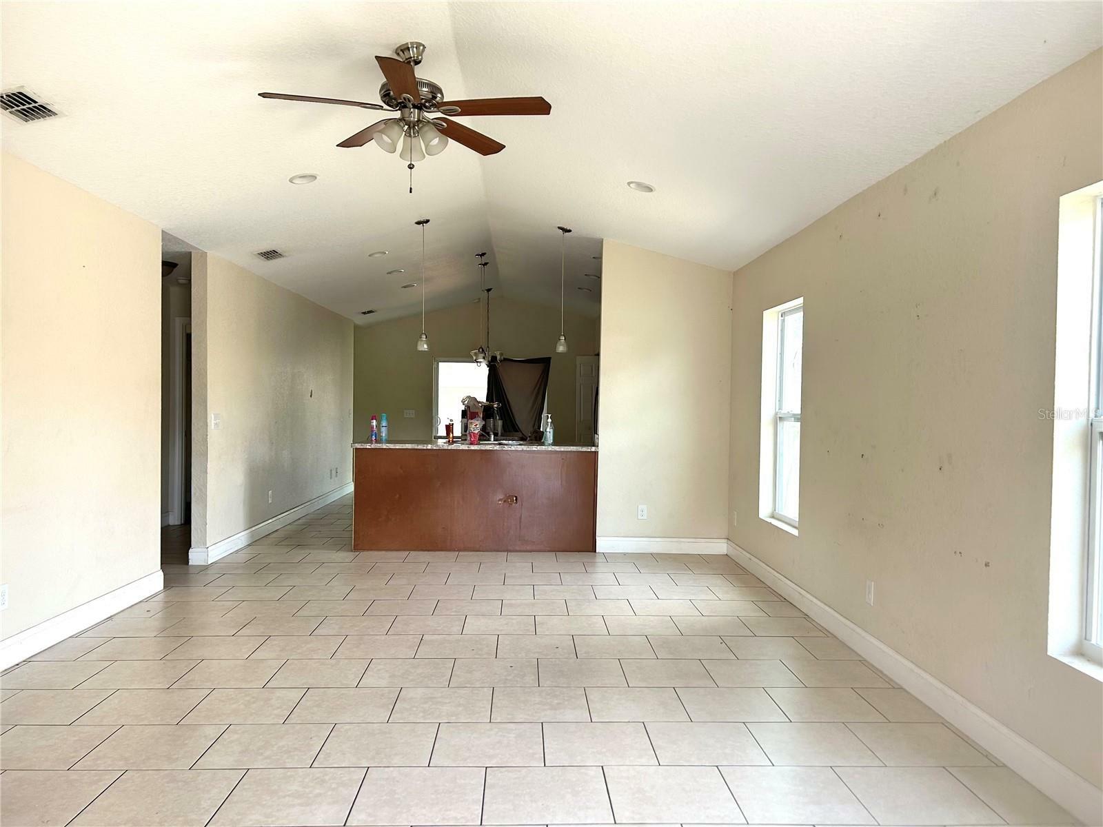 Property Photo:  922 Texas Avenue  FL 33815 