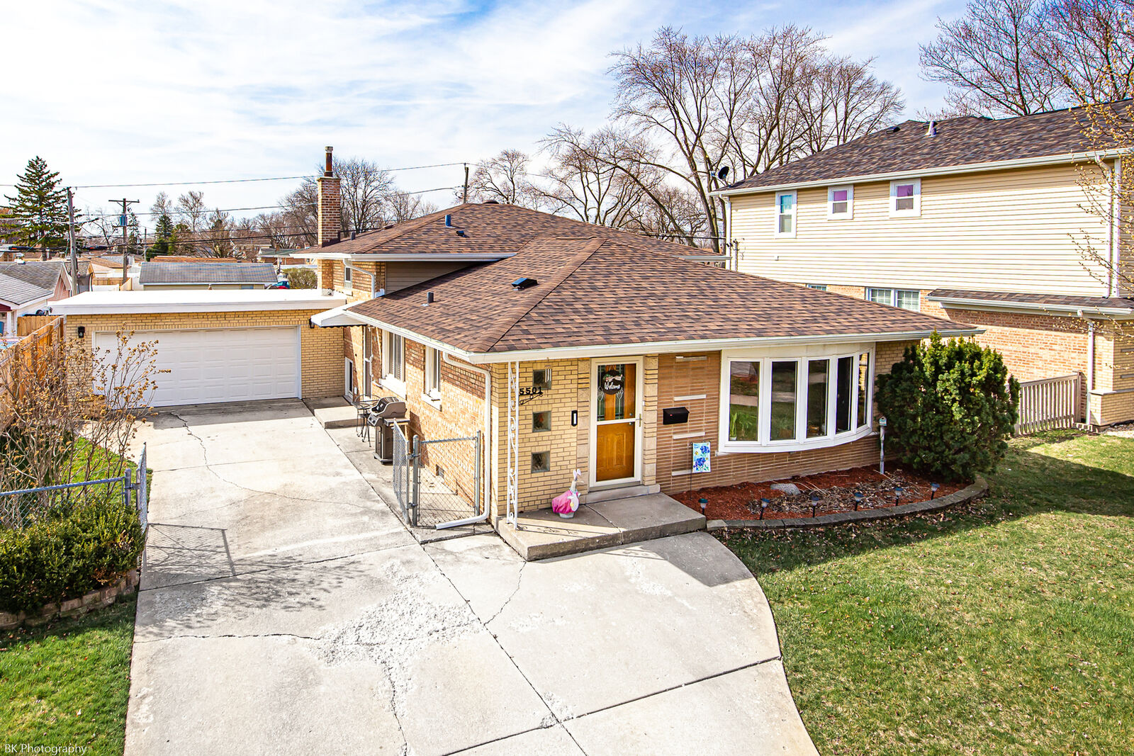 Property Photo: 5501 W 99th Place IL 60453