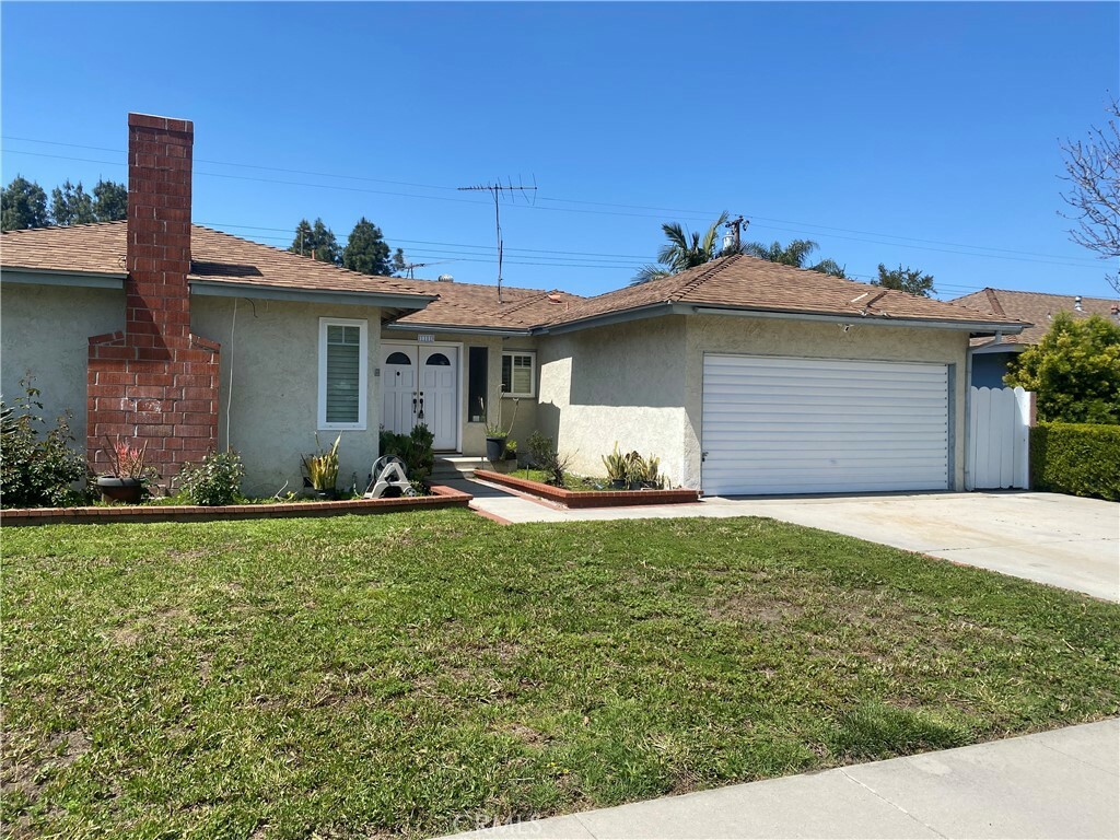 Property Photo:  1101 S Basque Avenue  CA 92833 