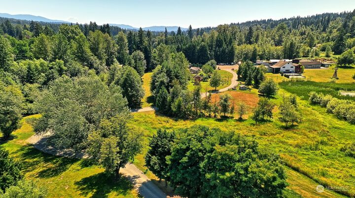 Property Photo:  12201 Avondale Road NE  WA 98052 