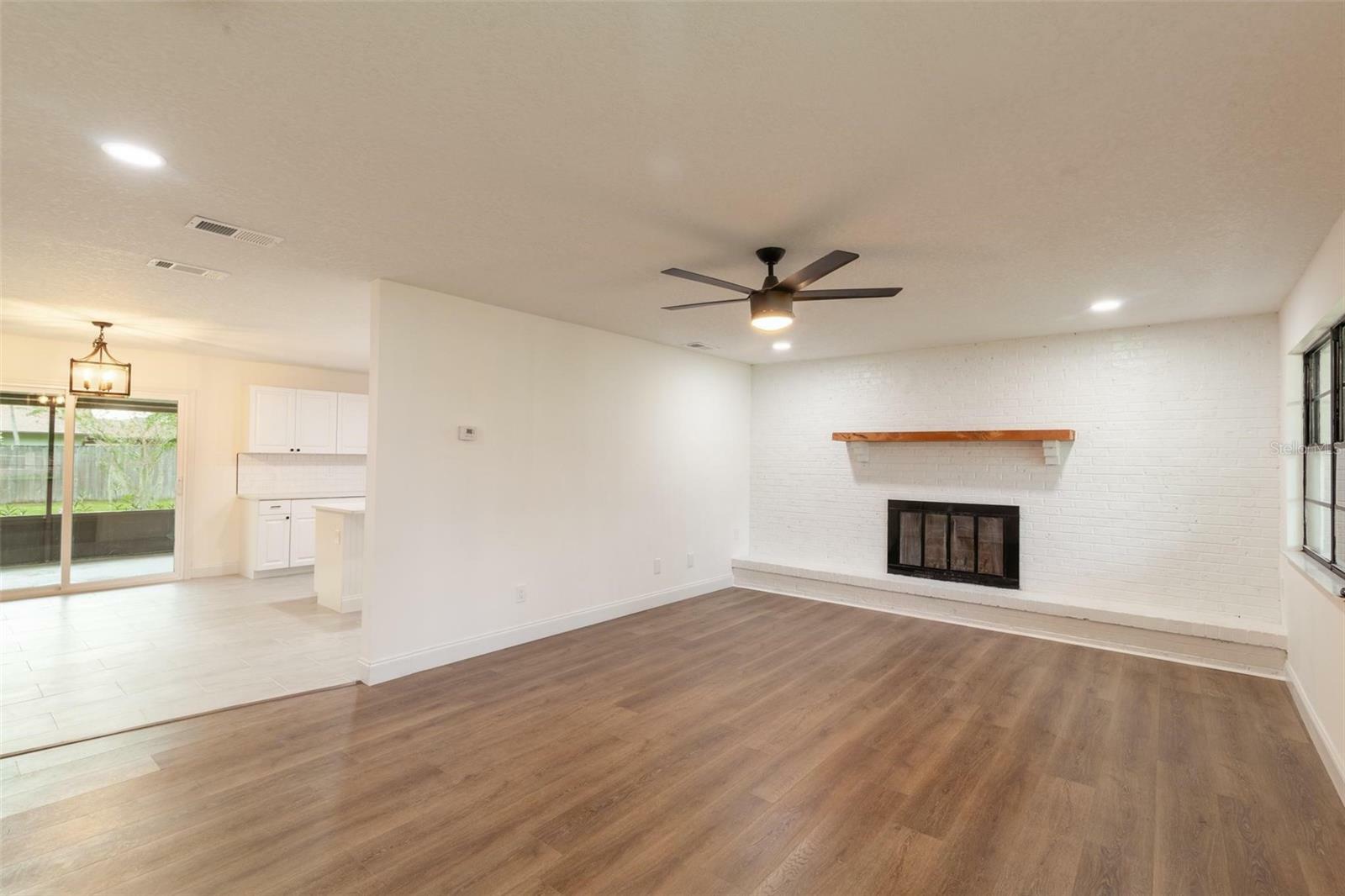 Property Photo:  2526 Victory Palm Drive  FL 32141 