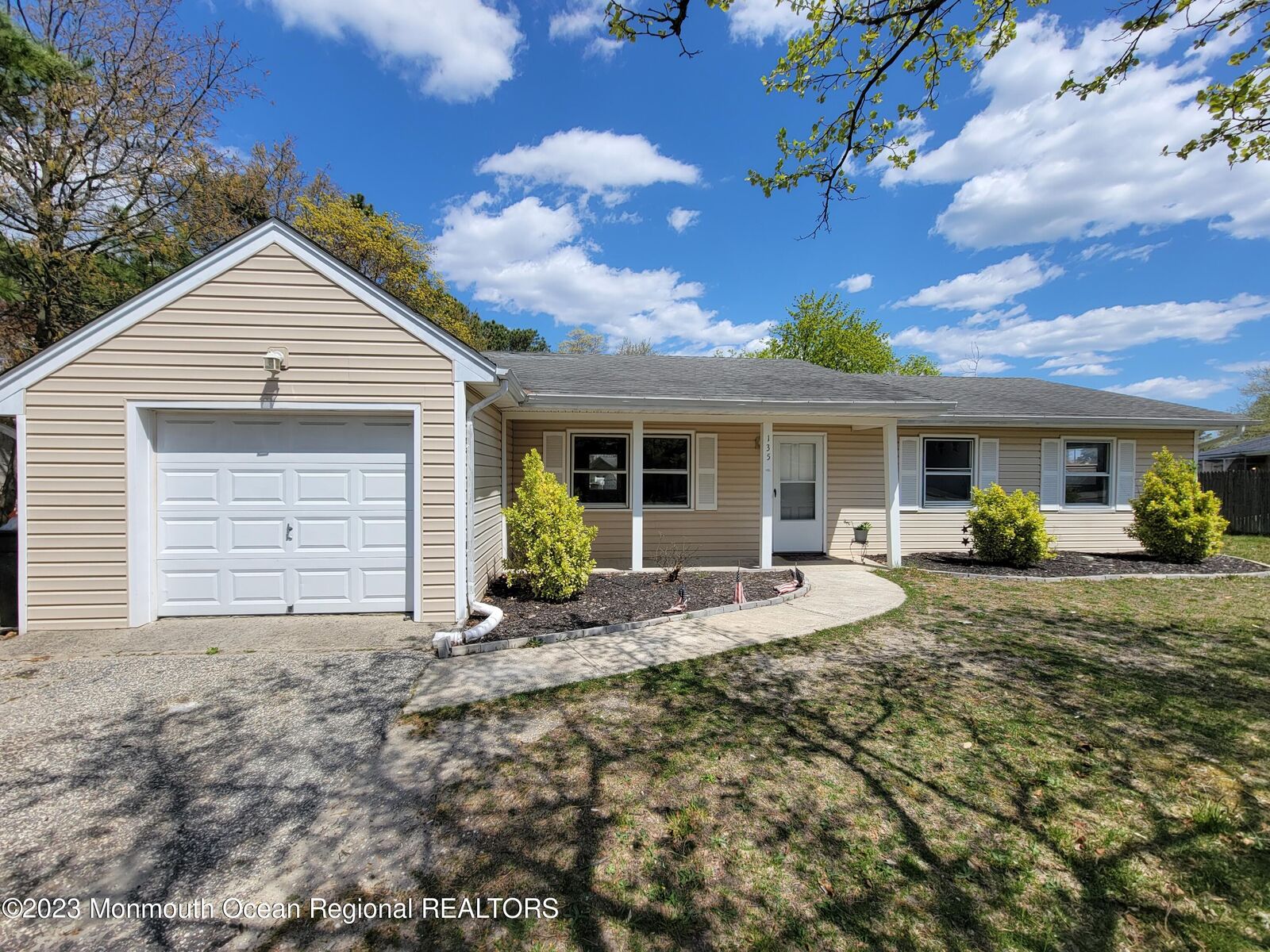 Property Photo:  135 Bayshore Drive  NJ 08005 