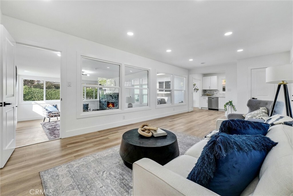 Property Photo:  810 W E Street  CA 91762 