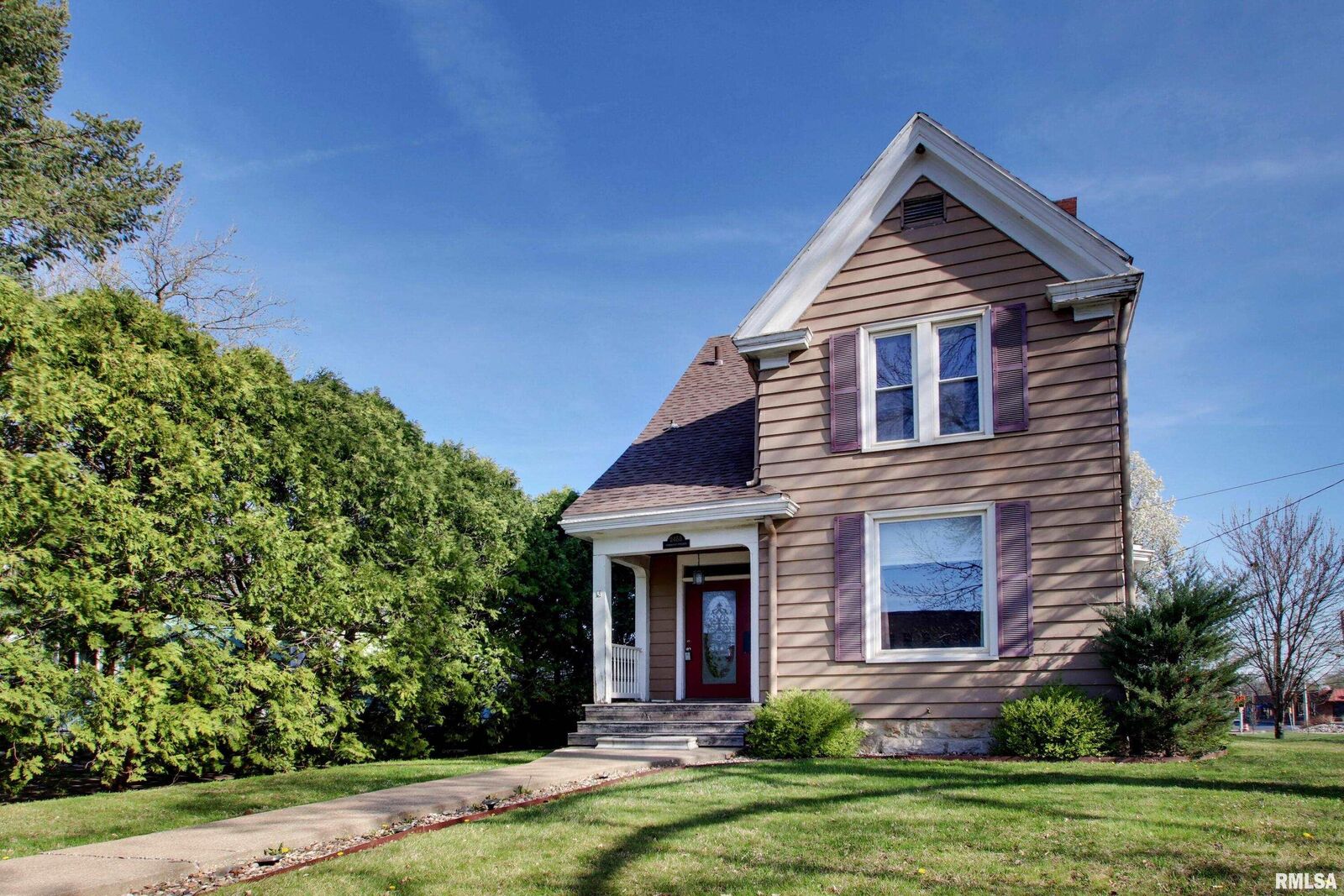 Property Photo:  2455 Vermont Street  IL 62301 