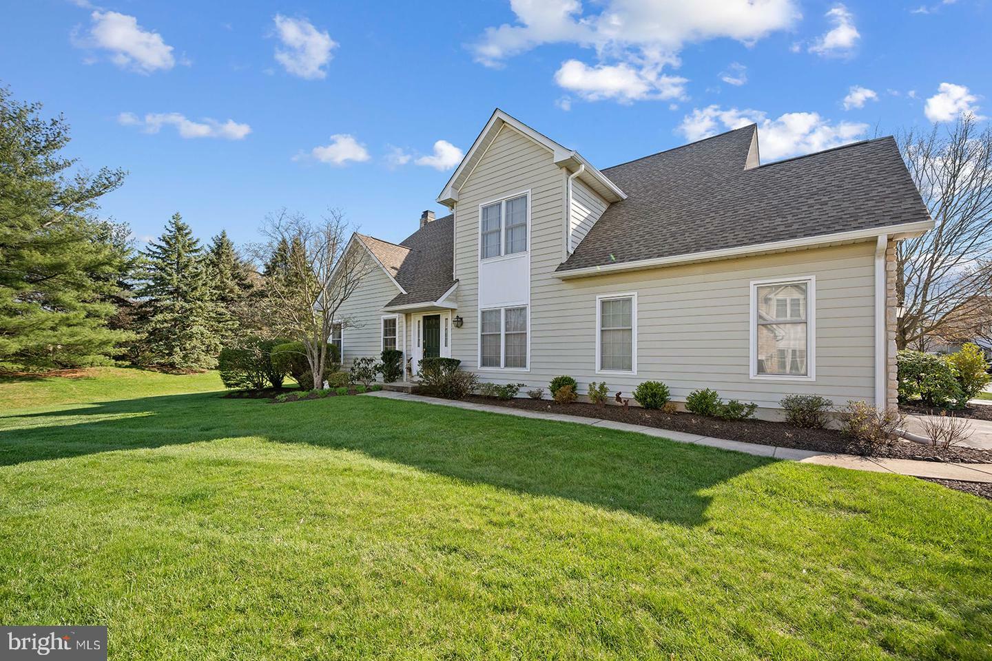 Property Photo:  173 Birkdale Drive  PA 19422 