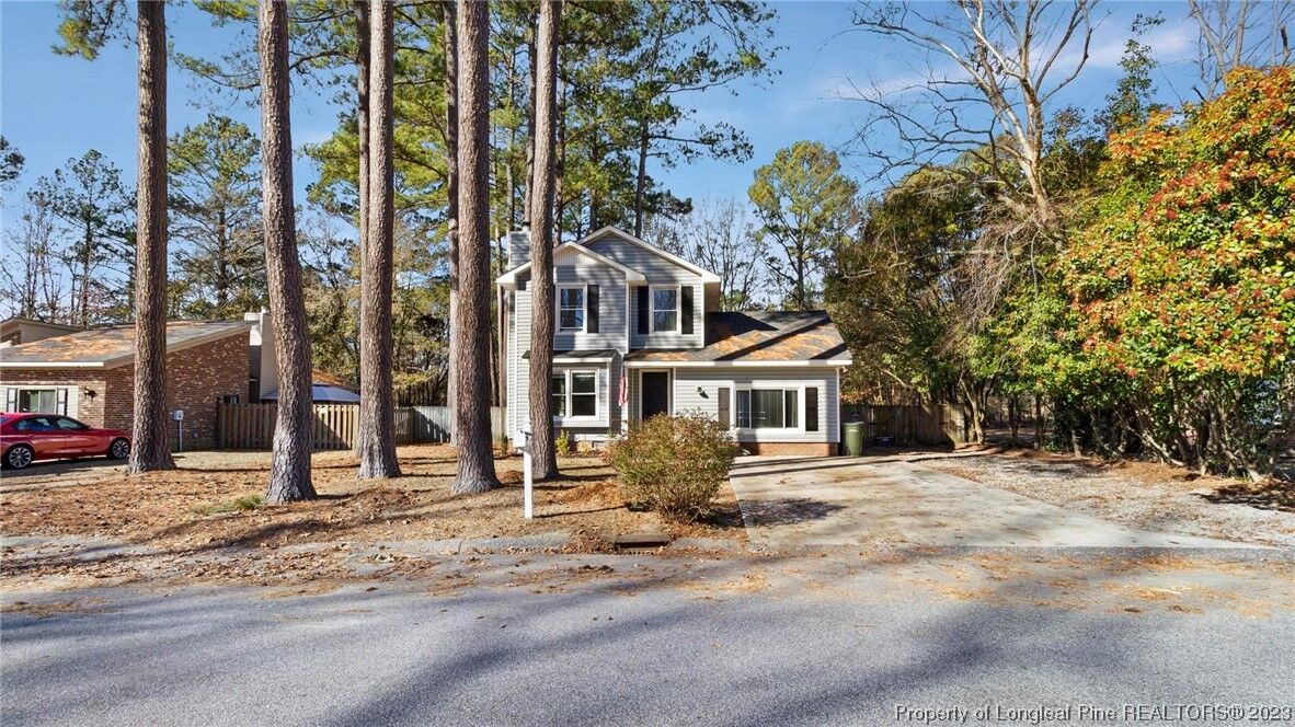 Property Photo:  724 Glen Reilly Drive  NC 28314 