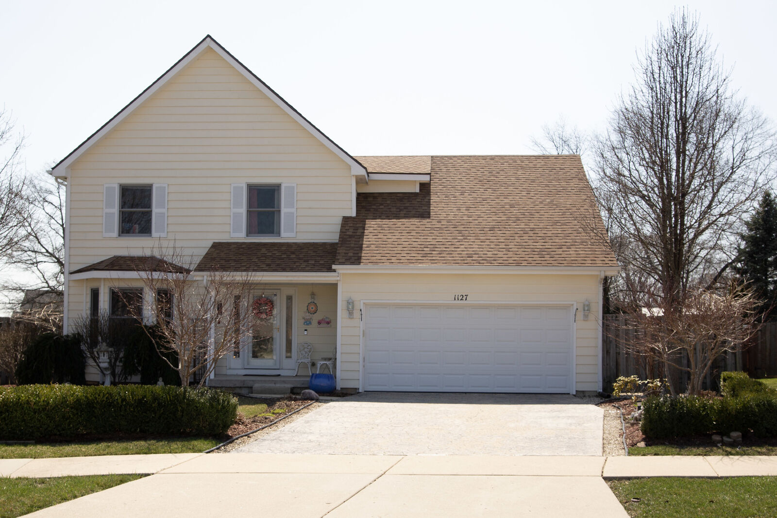 Property Photo:  1127 Browne Court  IL 60099 