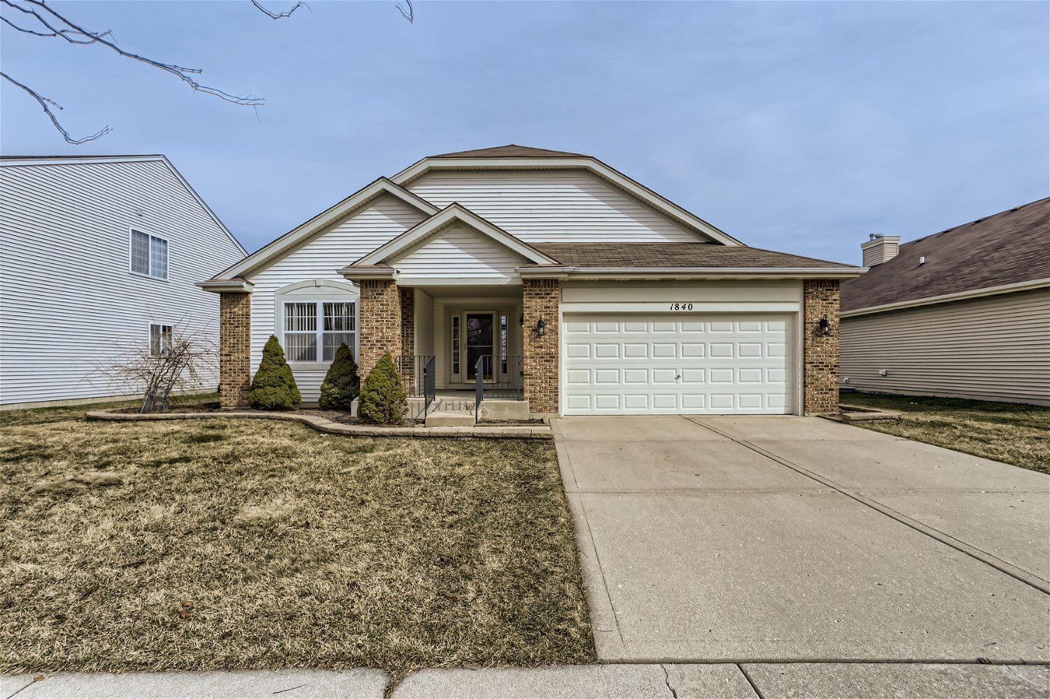 Property Photo: 1840 Beachview Road IL 60140