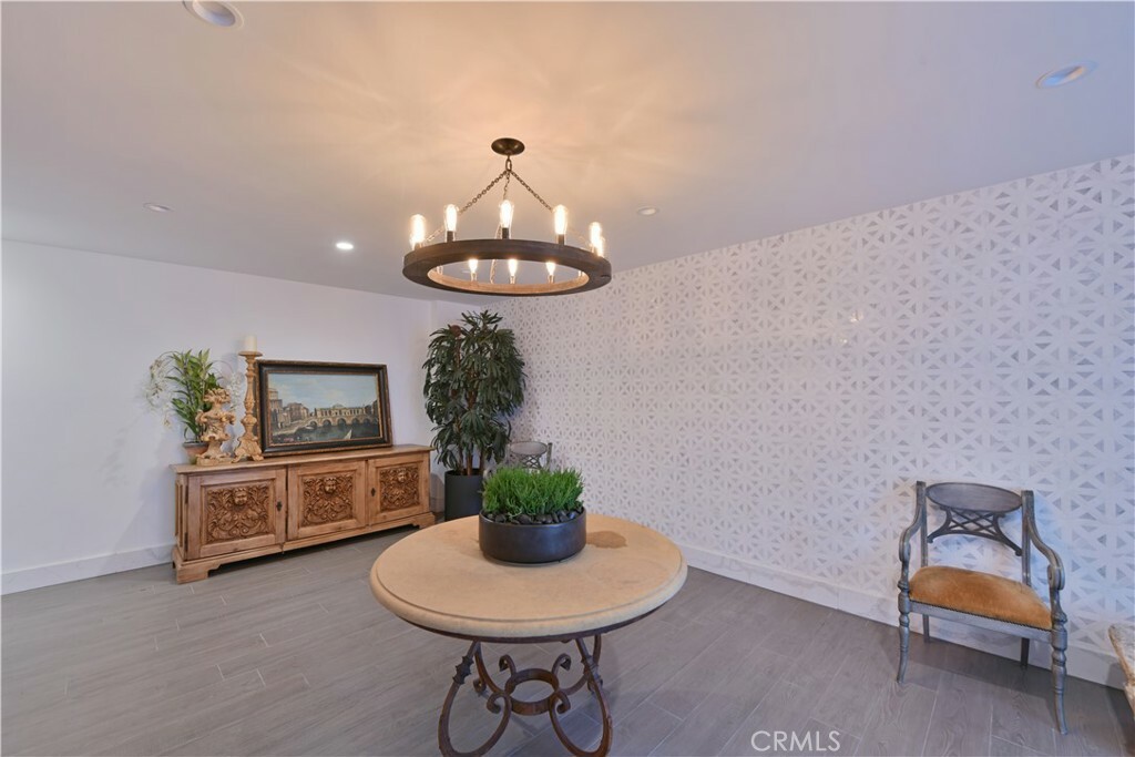 Property Photo:  1408 Barry Avenue 105  CA 90025 