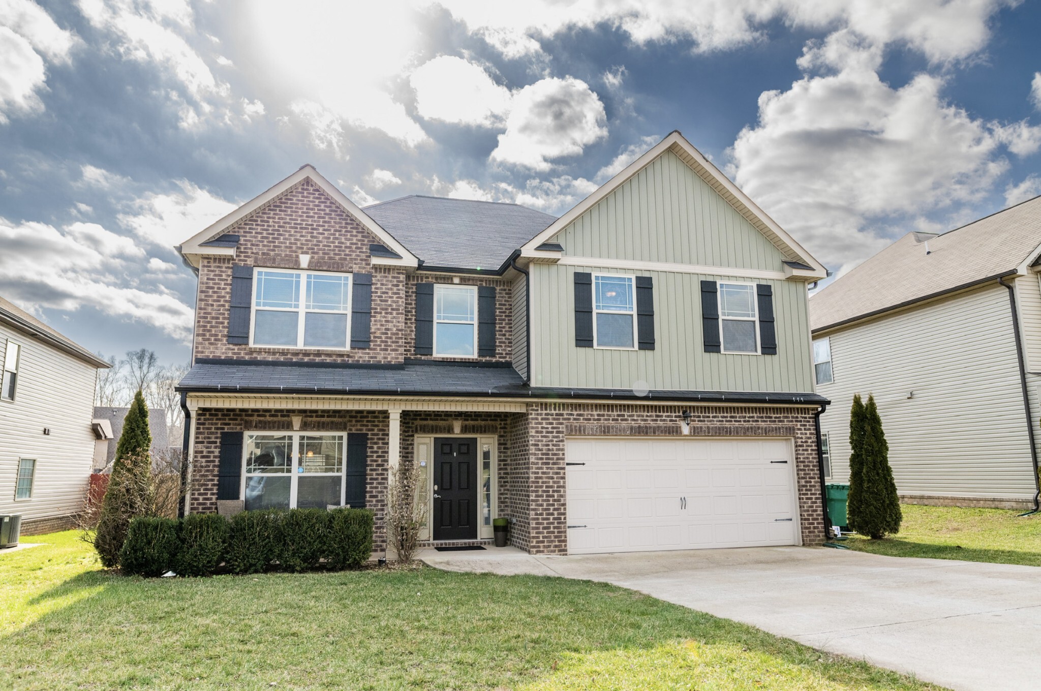 Property Photo: 1528 Osage Ct TN 37042
