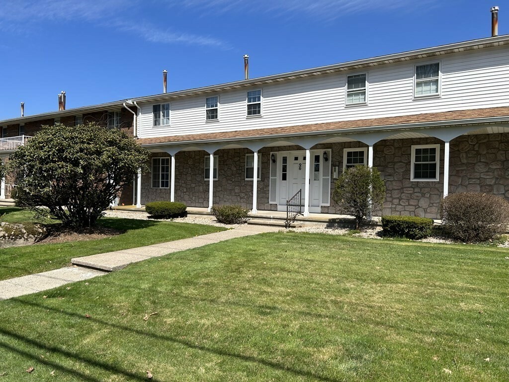 Property Photo:  96 Fuller St 27  MA 01056 