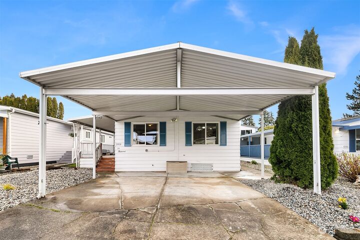 Property Photo:  21826  106th Place SE 39  WA 98031 