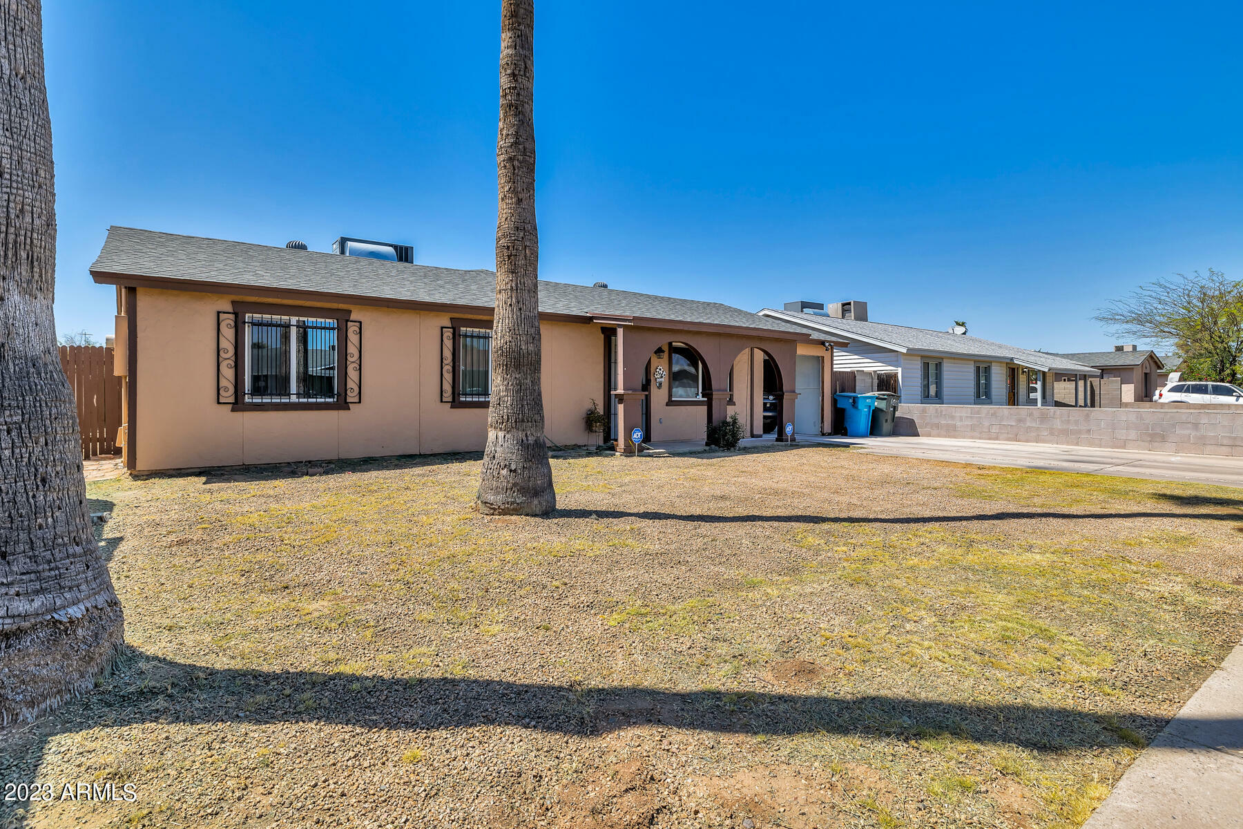 Property Photo:  1608 N 73rd Avenue  AZ 85035 